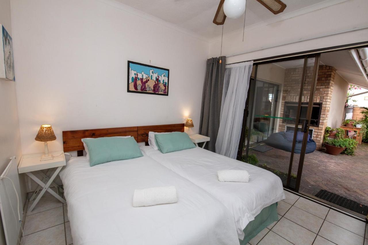 Nothando Backpackers Lodge Плеттенберг-Бей Экстерьер фото