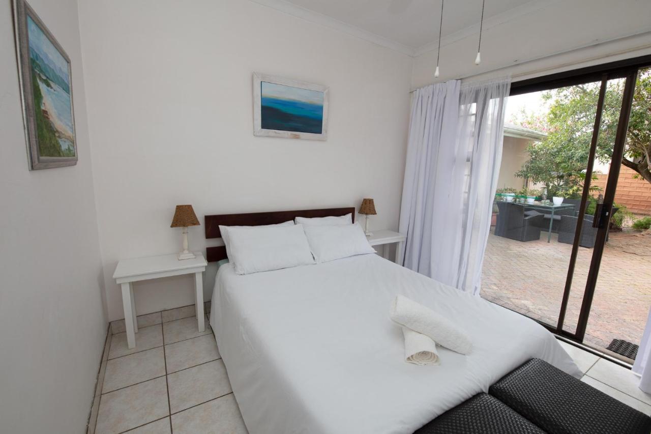 Nothando Backpackers Lodge Плеттенберг-Бей Экстерьер фото