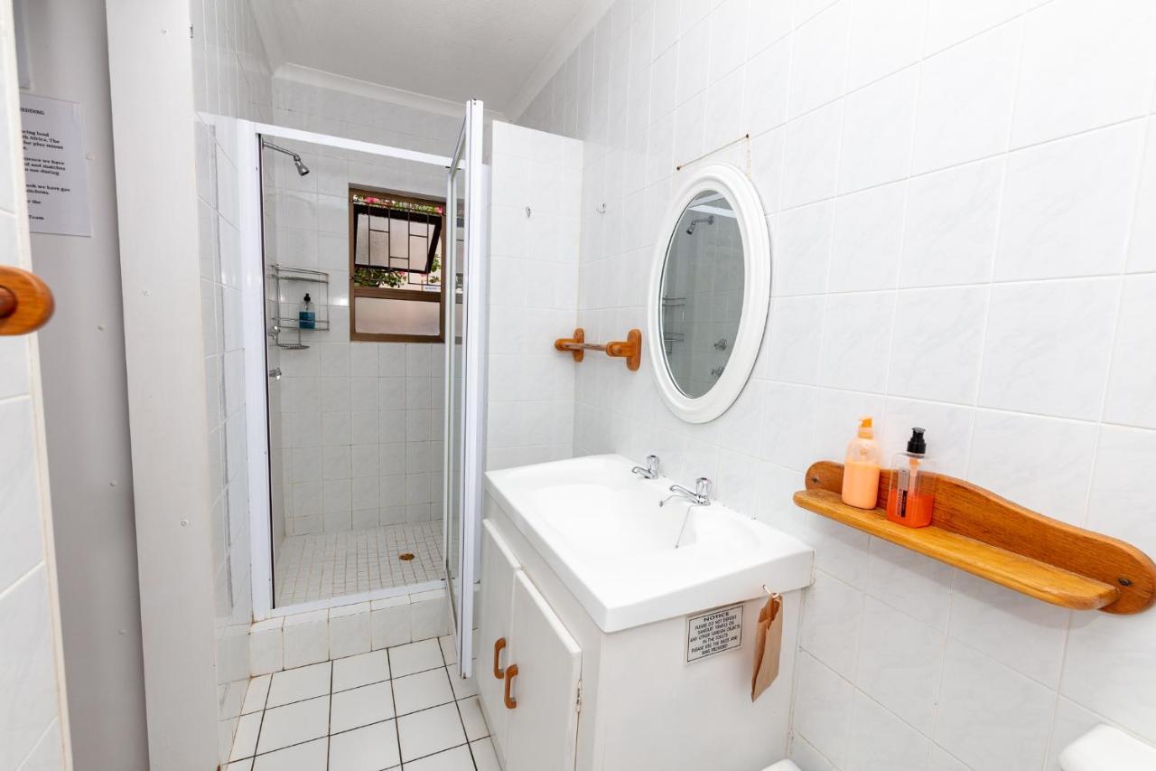 Nothando Backpackers Lodge Плеттенберг-Бей Экстерьер фото